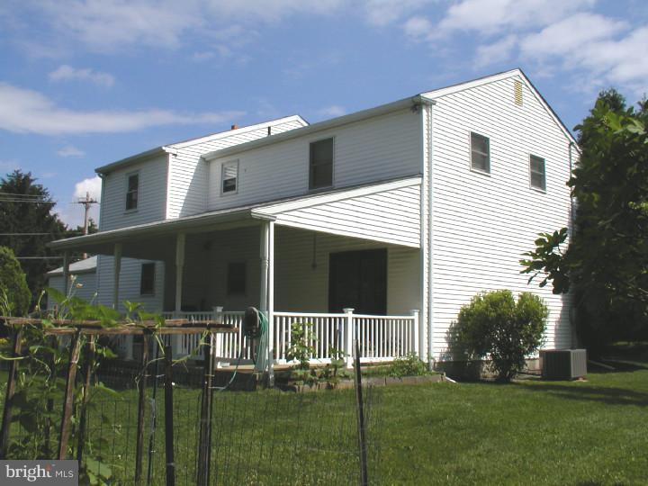 901 Rutledge Avenue Horsham, PA 19044 - Photo 3 of 24 Gallery Image 3