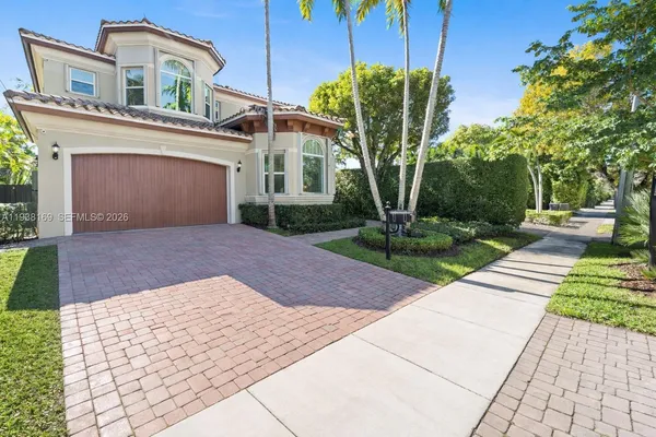 $6,200,000 | 1490 Cleveland Road, Miami Beach, FL 33141