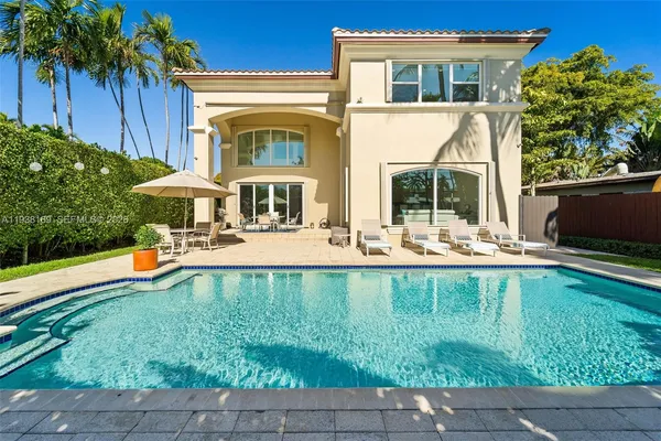 $6,200,000 | 1490 Cleveland Road, Miami Beach, FL 33141