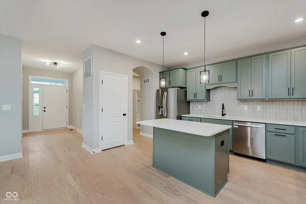 $3,000 | 15099 Covebrook Lane, Fishers, IN 46040