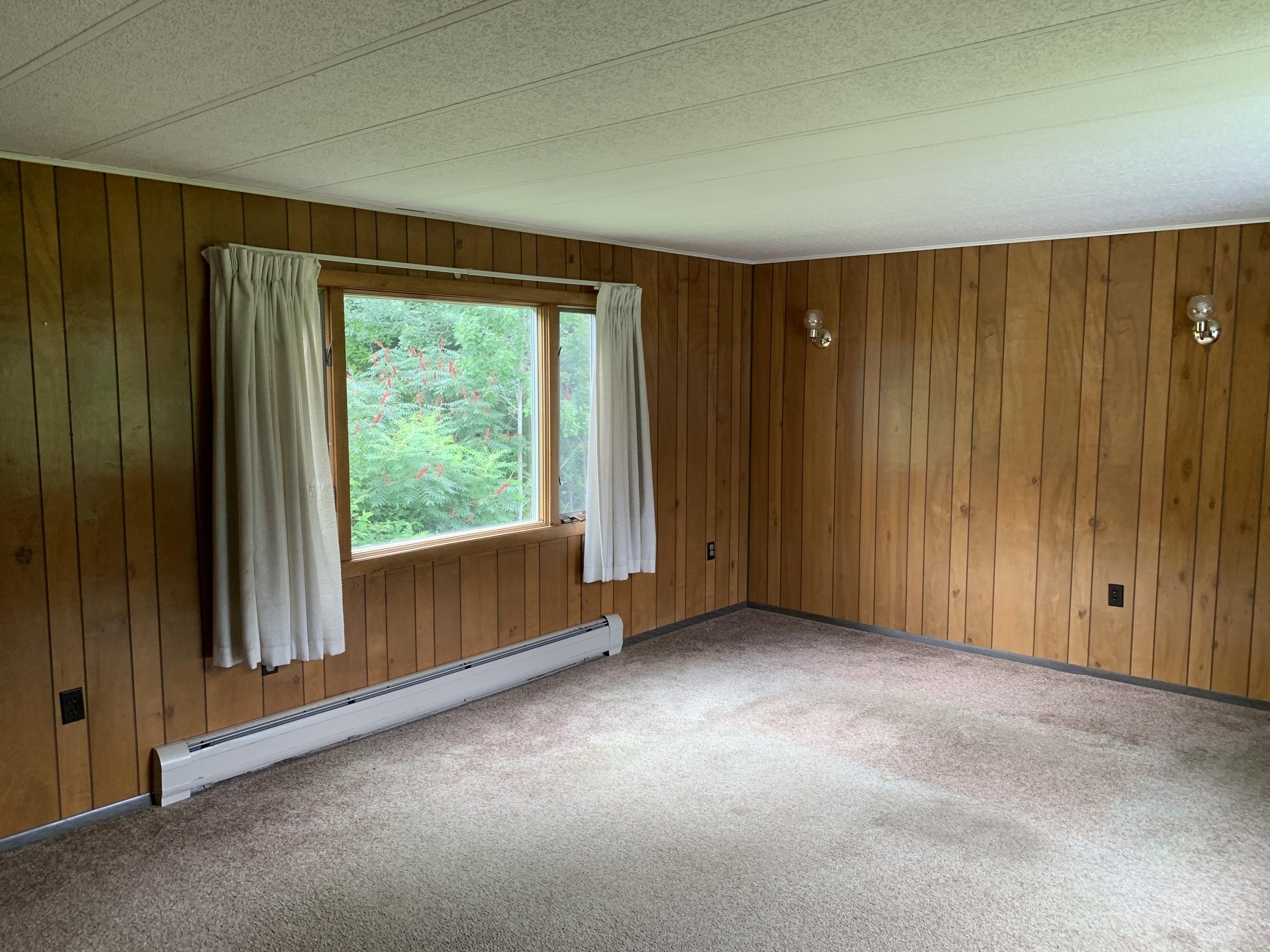 833 East Benton Road Waterville, ME 04901 - Photo 15 of 36 Living Room