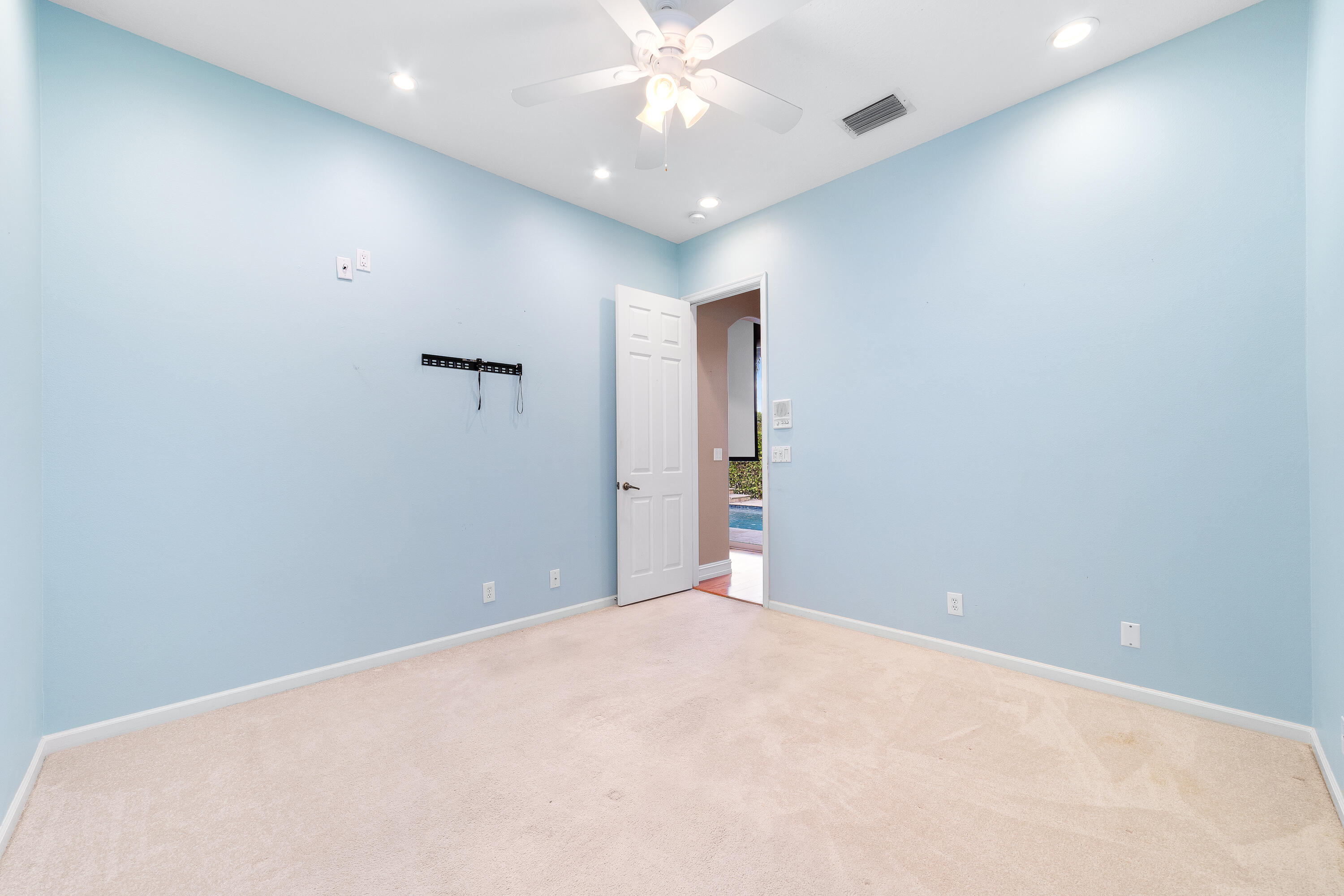 11115 Silver Ridge Street Wellington, FL 33449 - Photo 31 of 65 _DSC3965