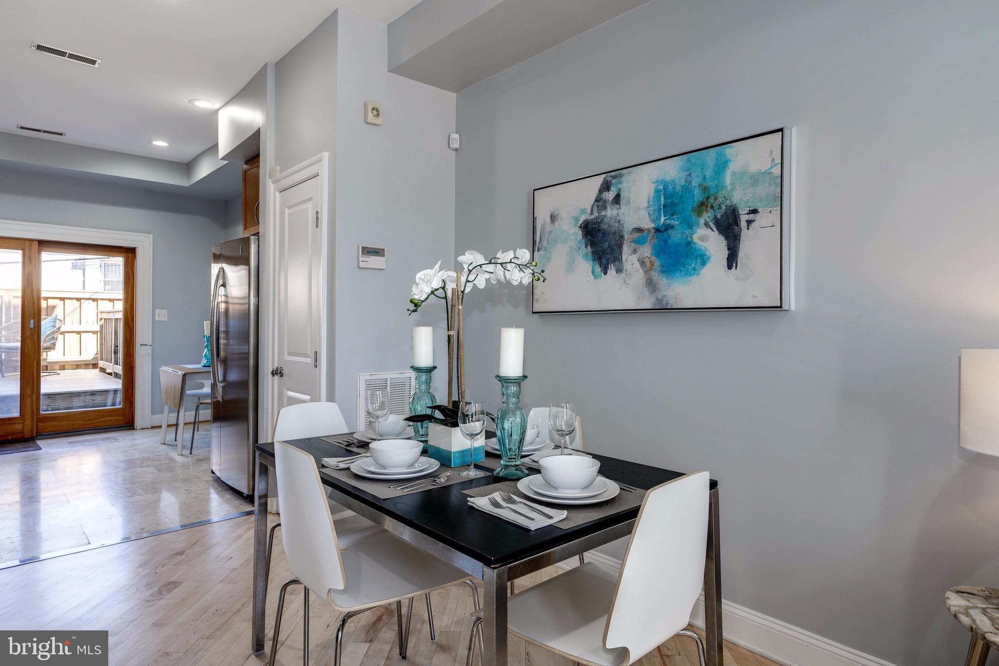 1623 New Jersey Avenue Northwest Washington, DC 20001 - Photo 3 of 22 Dining area.