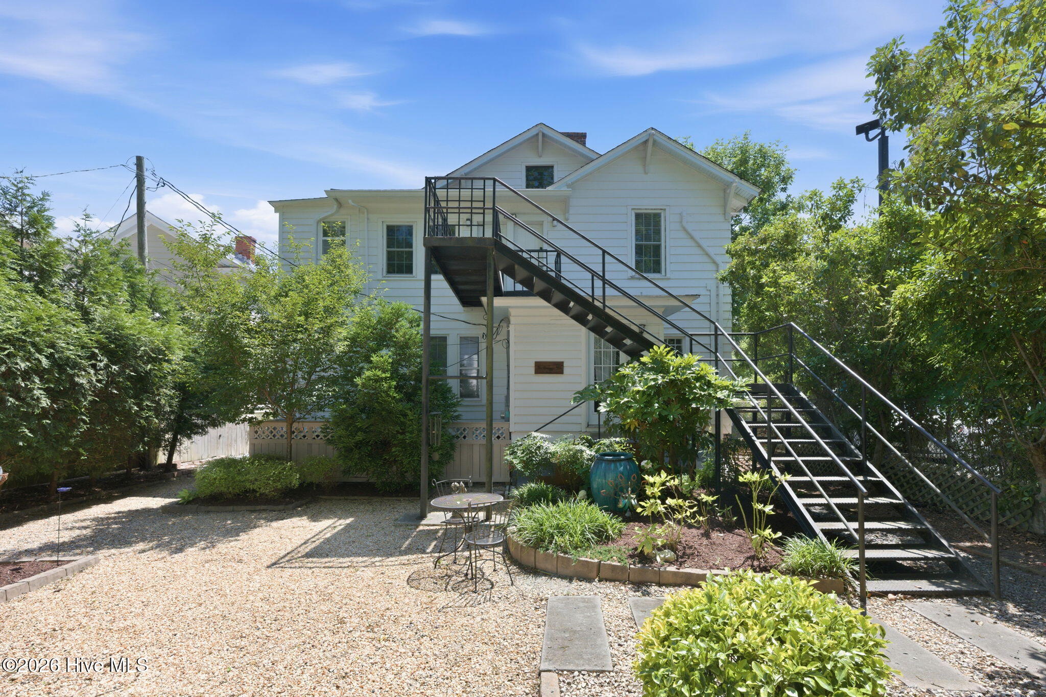 411 George Street New Bern, NC 28560 - Photo 23 of 76 Rear View Of The Main House