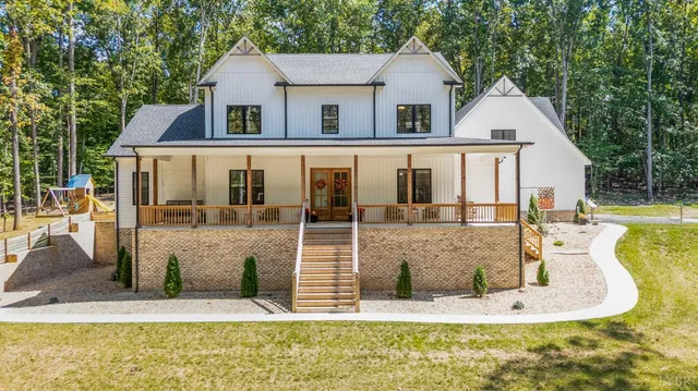 $1,189,900 | 211 Dove Drive, Rustburg, VA 24588