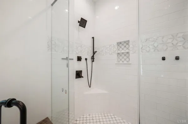 $1,189,900 | 211 Dove Drive, Rustburg, VA 24588