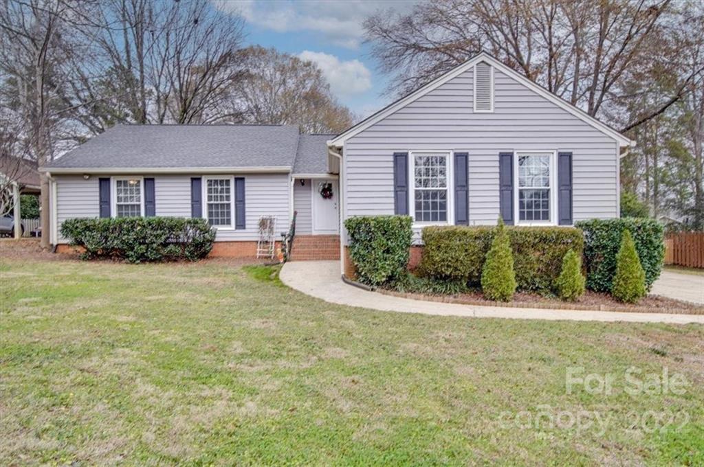4921 Pine Ridge Road Charlotte, NC 28226 - Photo 1 of 47 Gallery Image 1