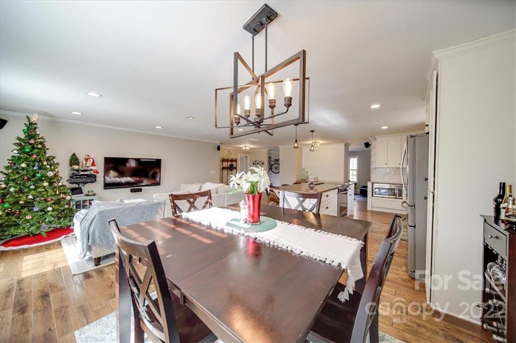 4921 Pine Ridge Road Charlotte, NC 28226 - Photo 17 of 47 Gallery Image 17