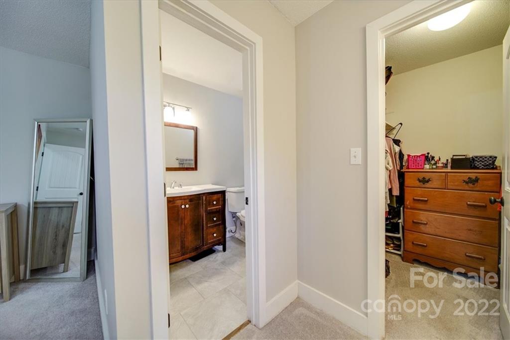 4921 Pine Ridge Road Charlotte, NC 28226 - Photo 27 of 47 Gallery Image 27