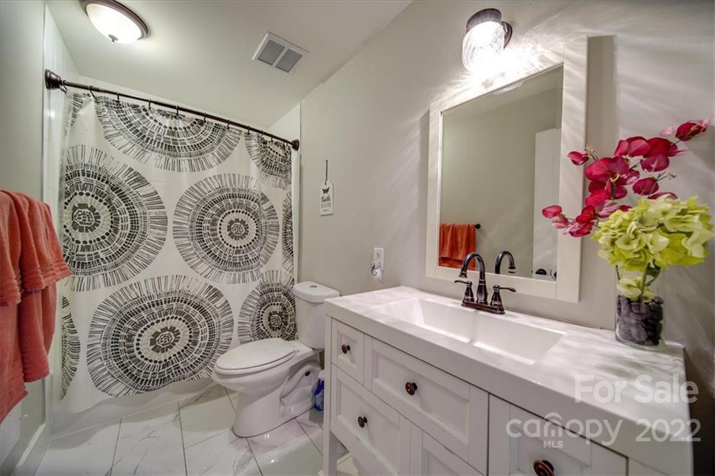 4921 Pine Ridge Road Charlotte, NC 28226 - Photo 33 of 47 Gallery Image 33