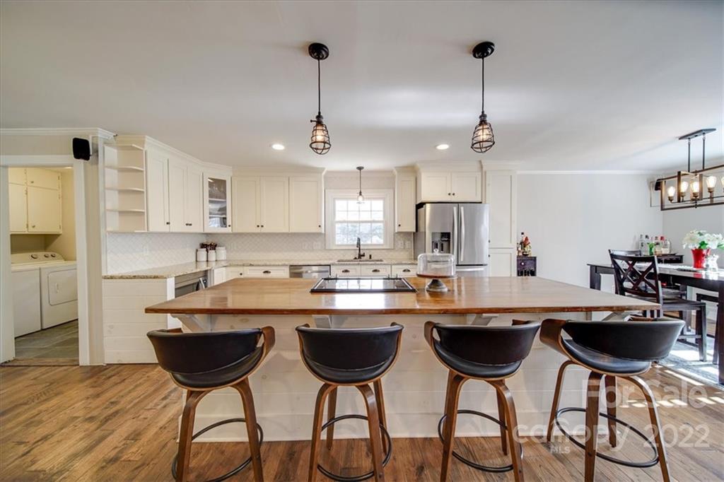 4921 Pine Ridge Road Charlotte, NC 28226 - Photo 4 of 47 Gallery Image 4