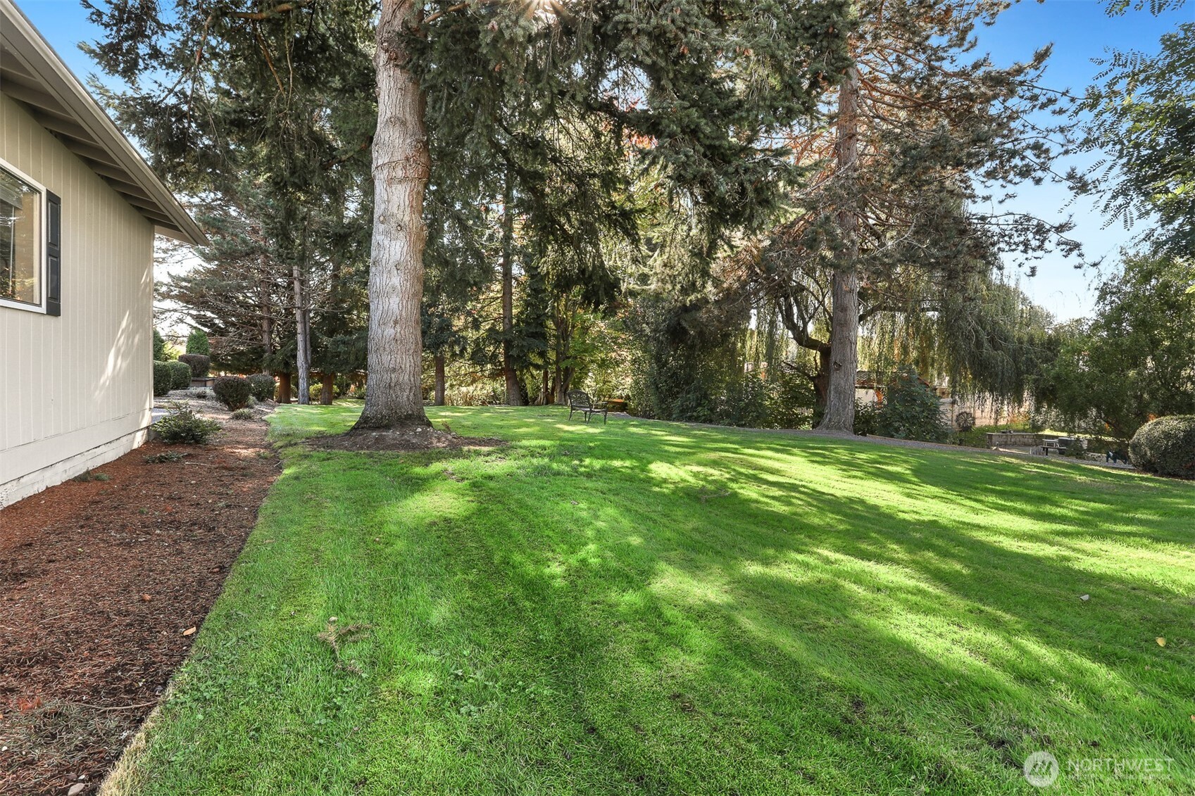 922 240th Place Southwest Bothell, WA 98021 - Photo 36 of 40