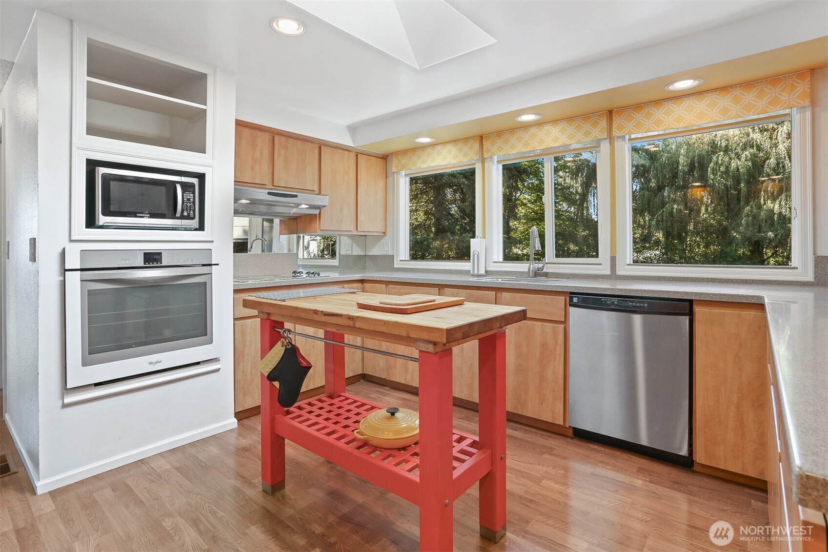 922 240th Place Southwest Bothell, WA 98021 - Photo 4 of 40