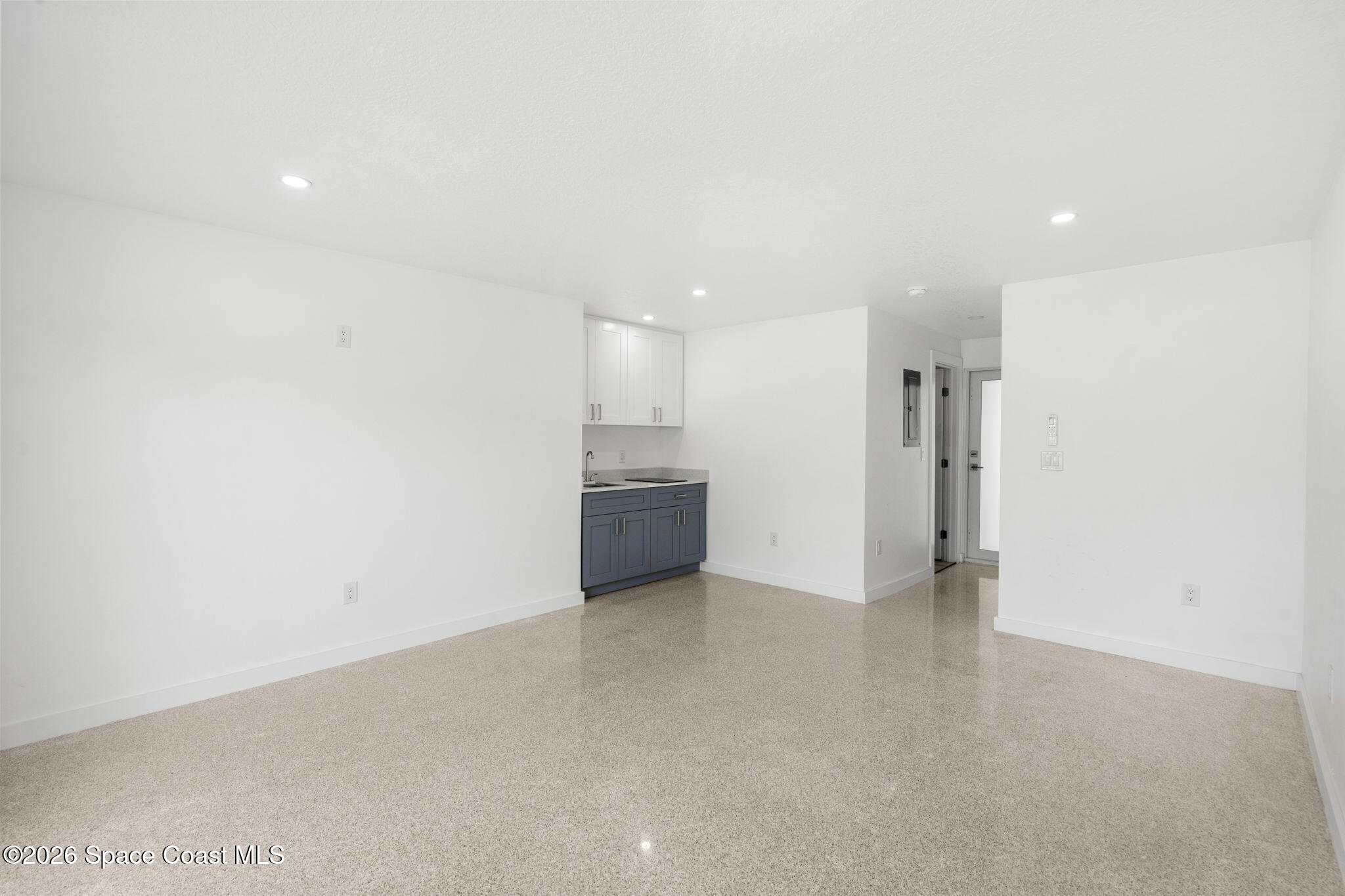 210 6th Avenue, Unit 3 Indialantic, FL 32903 - Photo 11 of 17 DSC08027