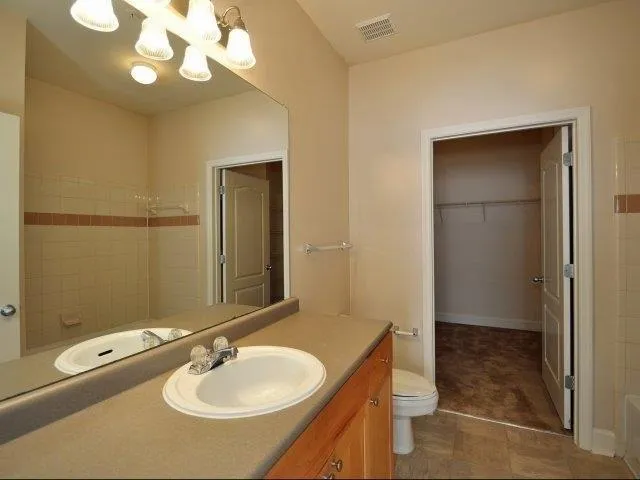 $1,990 | 2676 Milscott Drive, Unit 323, Decatur, GA 30033