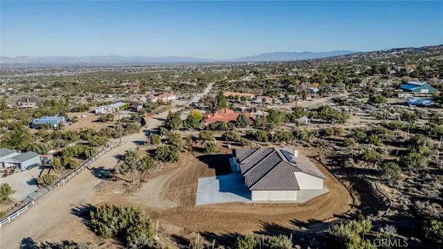 $675,000 | 1275 Hollister Road, Pinon Hills, CA 92372