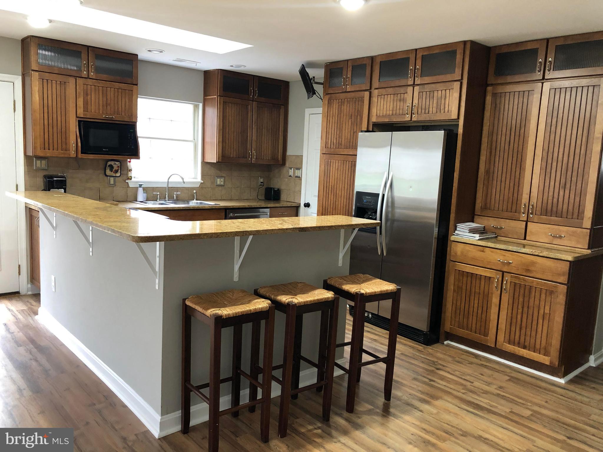 8635 Old Mt Vernon Road Alexandria, VA 22309 - Photo 4 of 16 Kitchen
