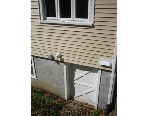 225 Stafford Road Wales, MA 01081 - Photo 23 of 29 Gallery Image 23
