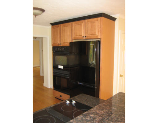 225 Stafford Road Wales, MA 01081 - Photo 8 of 29 Gallery Image 8