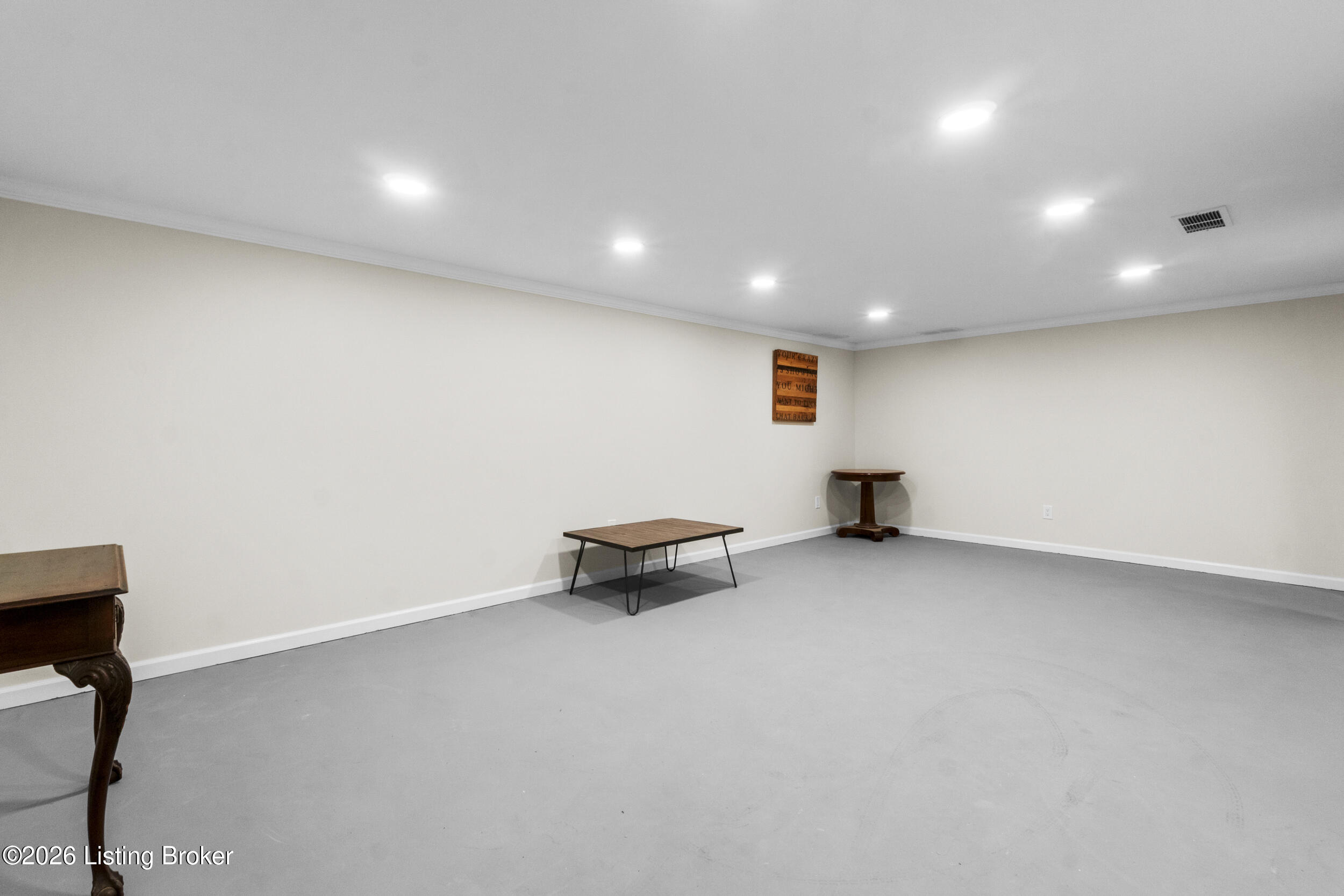 6700 Tottenham Road Louisville, KY 40207 - Photo 35 of 45 Media Room View #2