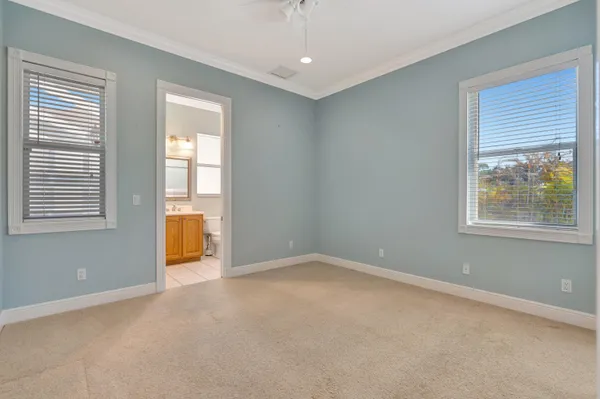 $1,100,000 | 8431 Southeast Duncan Street, Hobe Sound, FL 33455