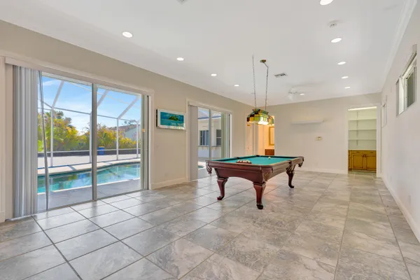 $1,100,000 | 8431 Southeast Duncan Street, Hobe Sound, FL 33455