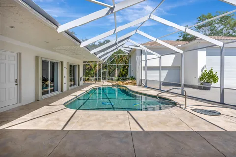 $1,100,000 | 8431 Southeast Duncan Street, Hobe Sound, FL 33455