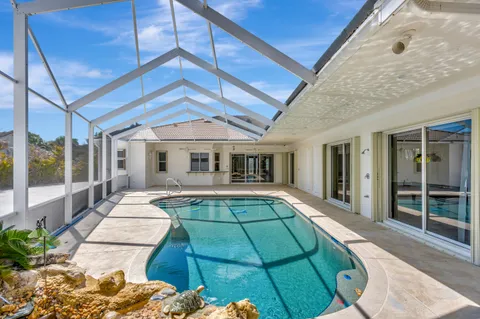 $1,100,000 | 8431 Southeast Duncan Street, Hobe Sound, FL 33455