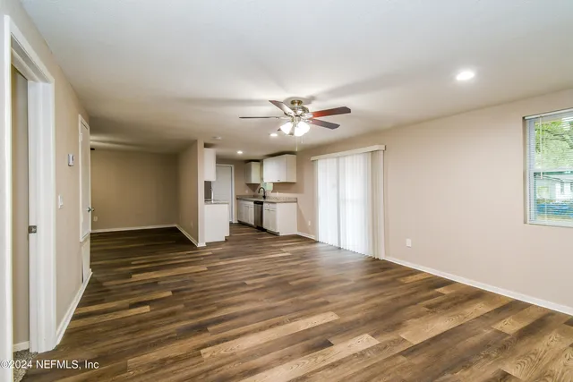 $1,500 | 1349 Eagle Cove Road North, Jacksonville, FL 32218