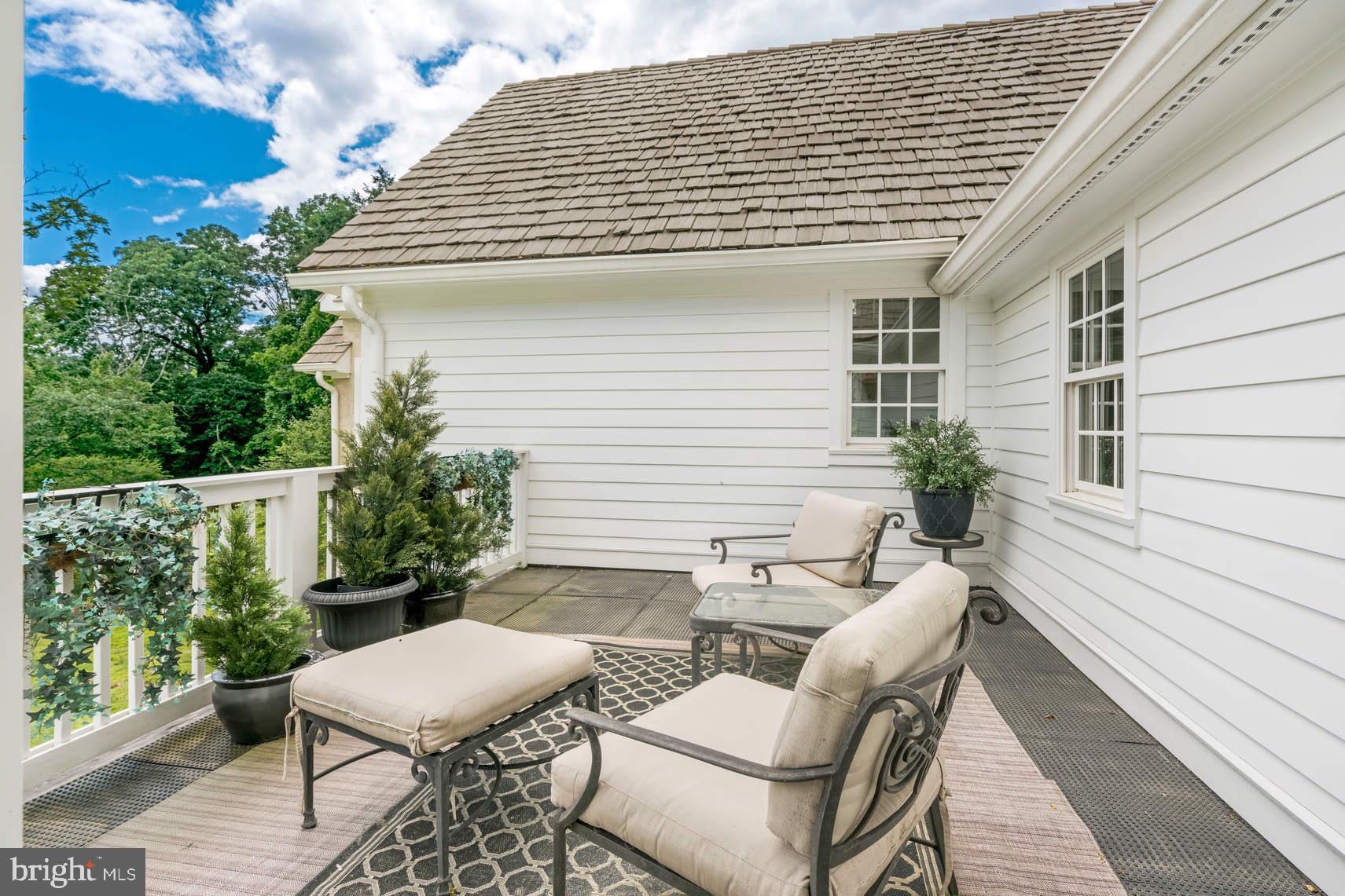 1425 Lanes End Villanova, PA 19085 - Photo 22 of 33