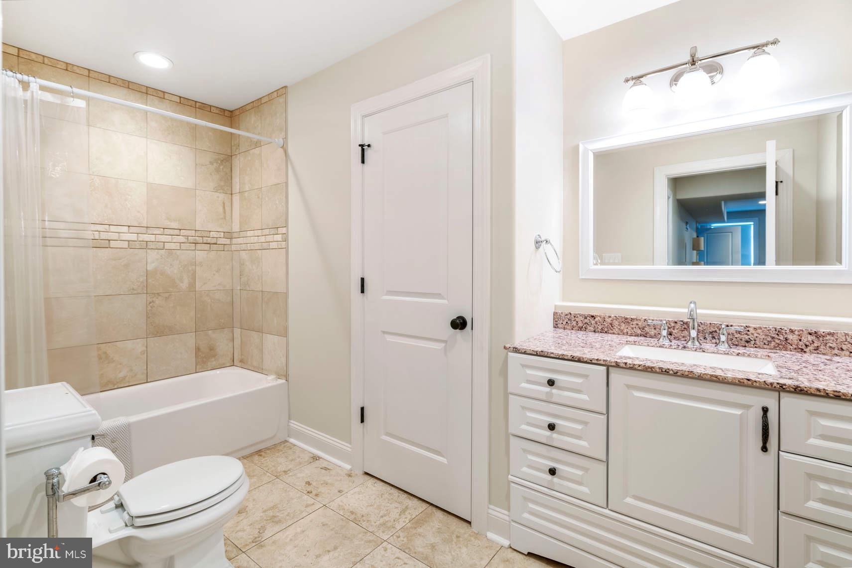 1425 Lanes End Villanova, PA 19085 - Photo 25 of 33