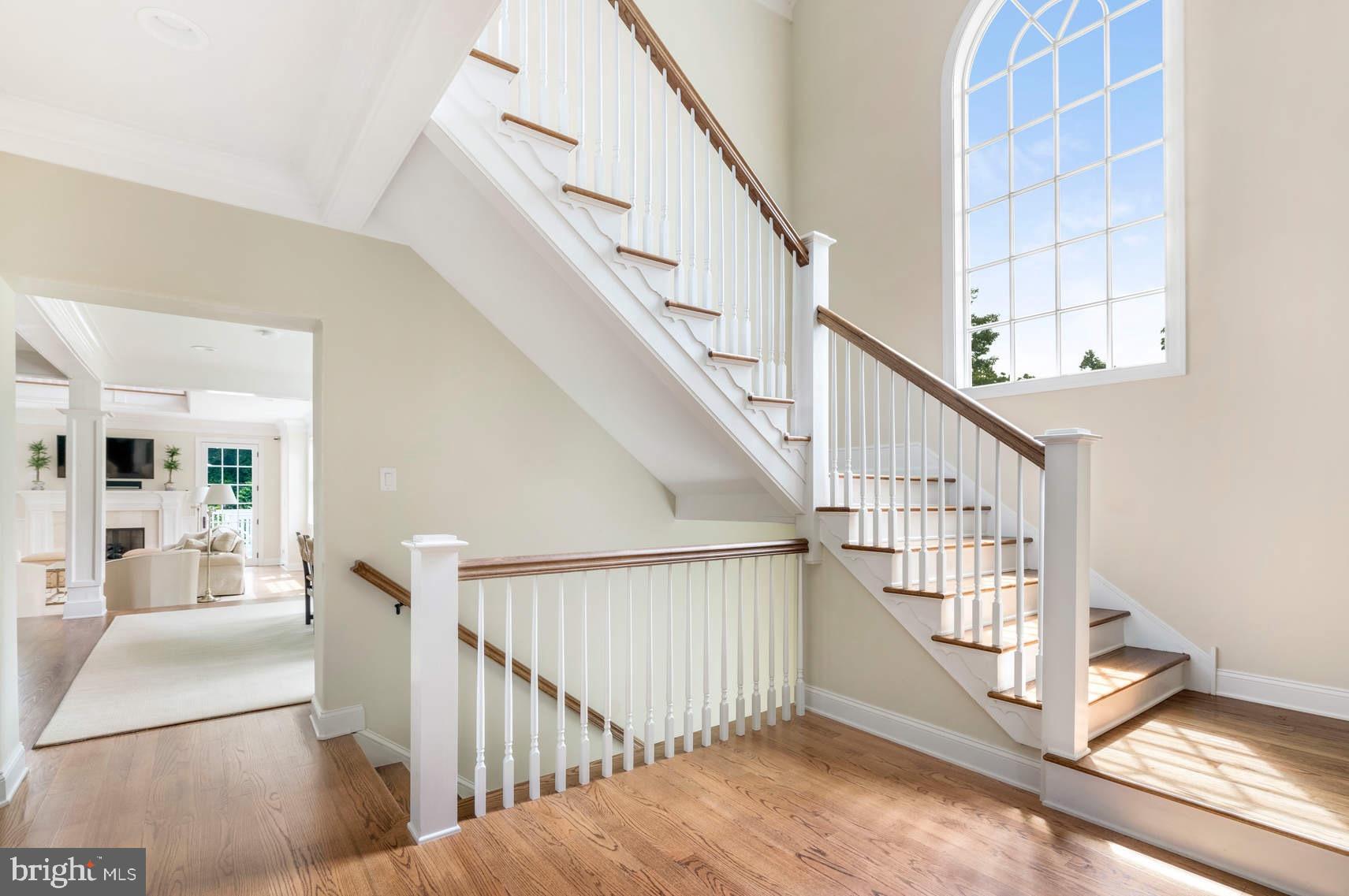 1425 Lanes End Villanova, PA 19085 - Photo 5 of 33