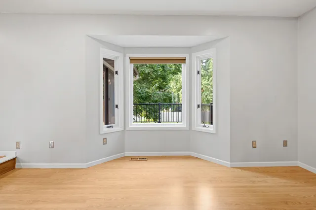 $2,700 | 1008 3rd Street Northeast, New Prague, MN 56071