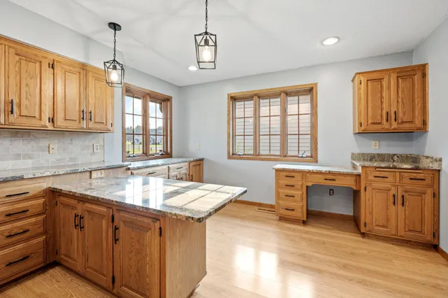 $2,700 | 1008 3rd Street Northeast, New Prague, MN 56071