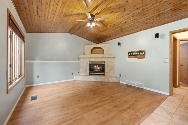 $2,700 | 1008 3rd Street Northeast, New Prague, MN 56071