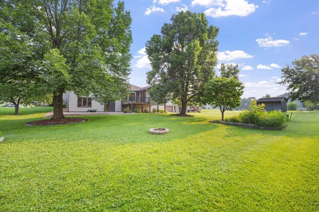 $2,700 | 1008 3rd Street Northeast, New Prague, MN 56071