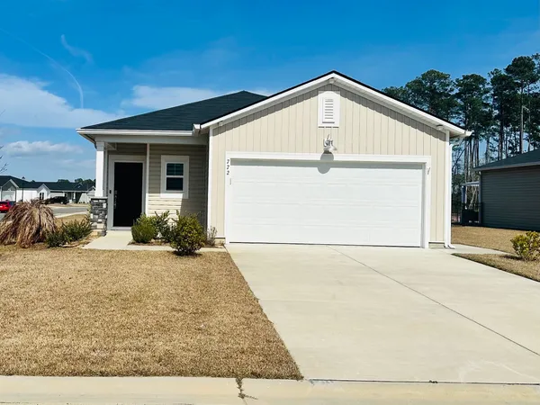 $1,800 | 772 El Pepino Loop, Longs, SC 29568