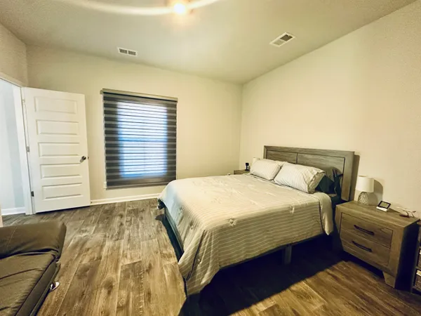 $1,800 | 772 El Pepino Loop, Longs, SC 29568