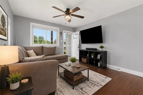 $279,000 | 160 Renfer Street, Pittsburgh, PA 15237