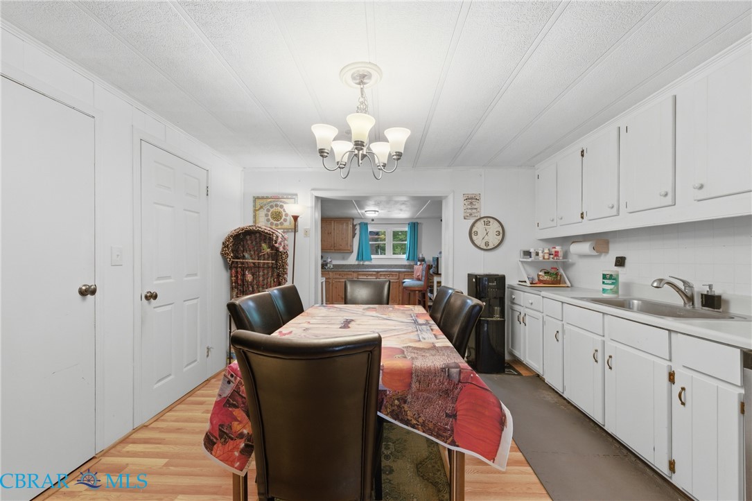 9788 Woods Cross Road Gloucester, VA 23061 - Photo 5 of 21