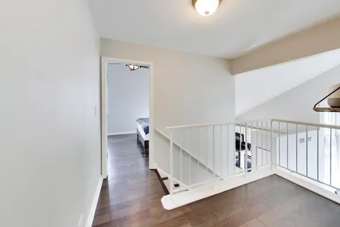 $400,000 | 15 Lenox Court, South Elgin, IL 60177