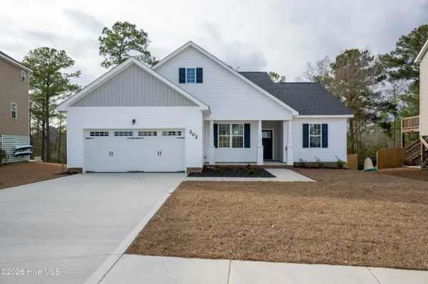 $332,600 | 202 Broadleaf Drive, Jacksonville, NC 28546
