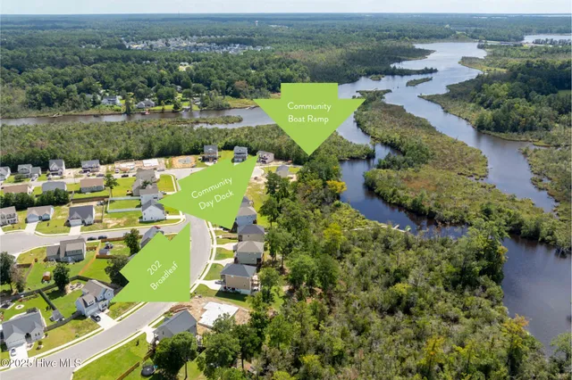 $332,600 | 202 Broadleaf Drive, Jacksonville, NC 28546