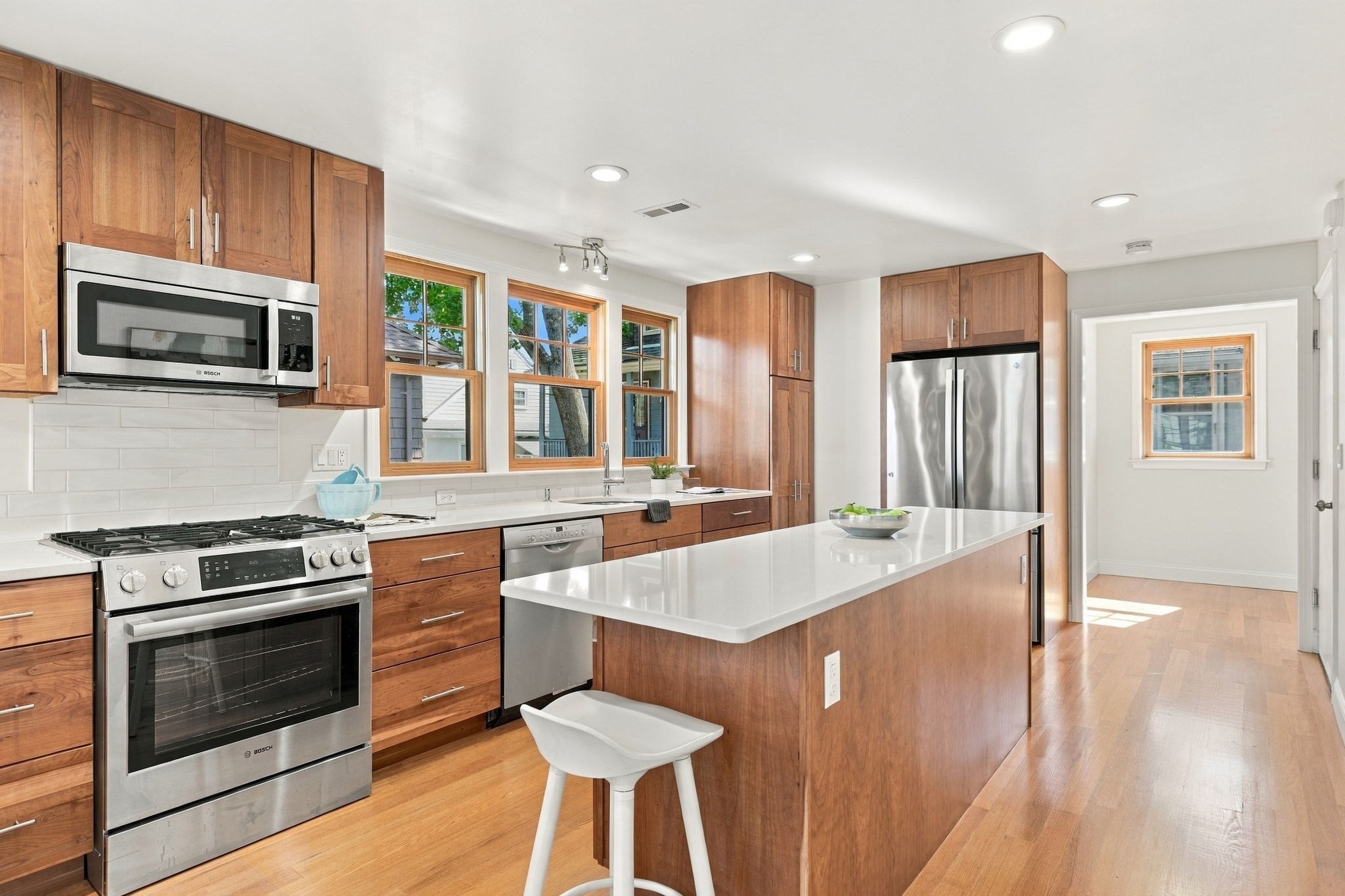 6-8 Goodman Road, Unit 6 Cambridge, MA 02139 - Photo 4 of 25 Gallery Image 4