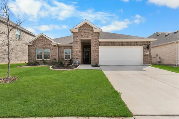 $2,700 | 797 Vineyard Way, Forney, TX 75126