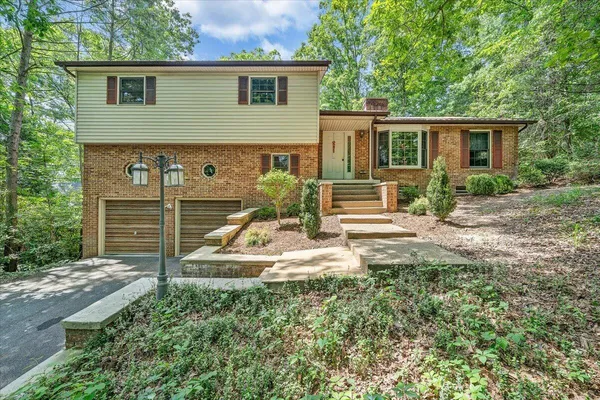 $375,000 | 902 White Oak Drive, Covington, VA 24426