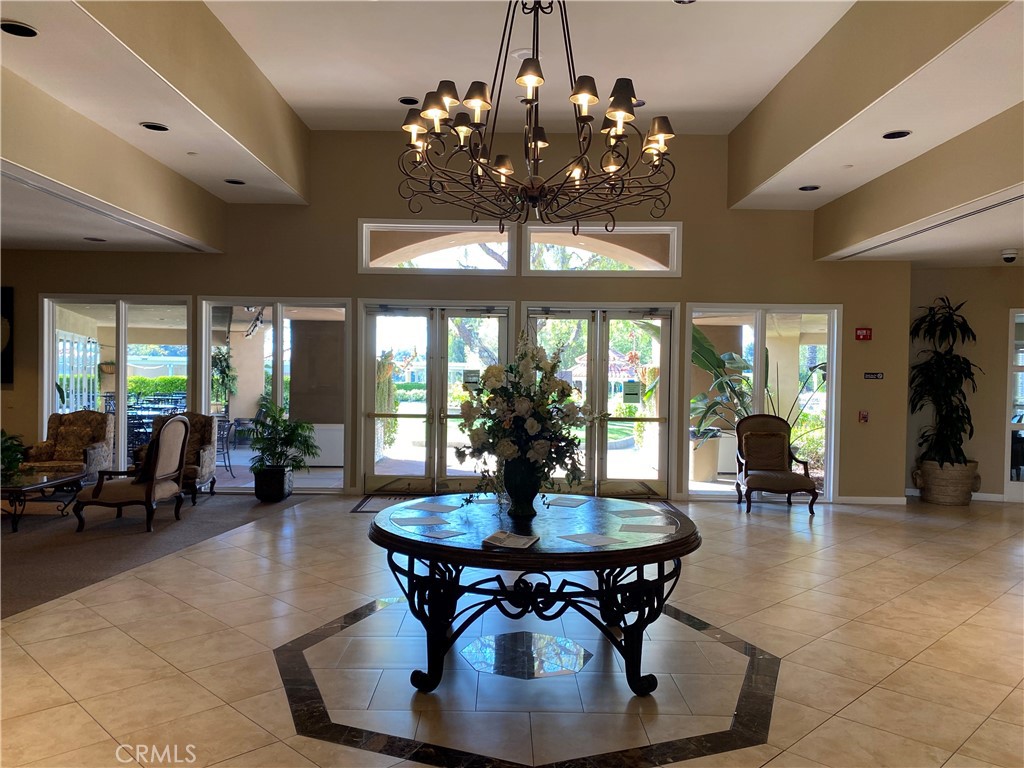 41606 Slice Way Temecula, CA 92591 - Photo 38 of 44 Lobby