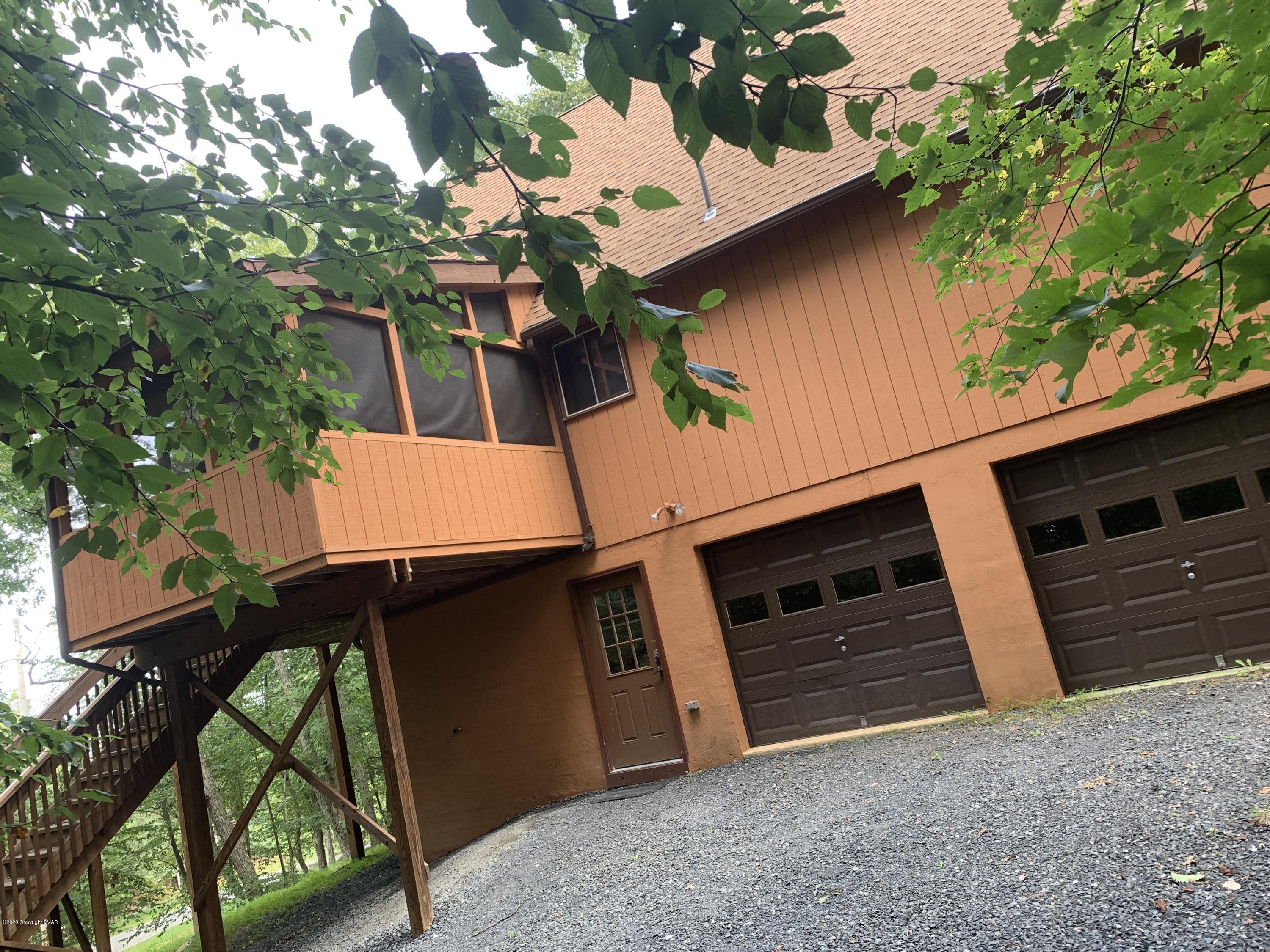 1108 Hampstead Road Bushkill, PA 18324 - Photo 4 of 34 a view of outdoor space