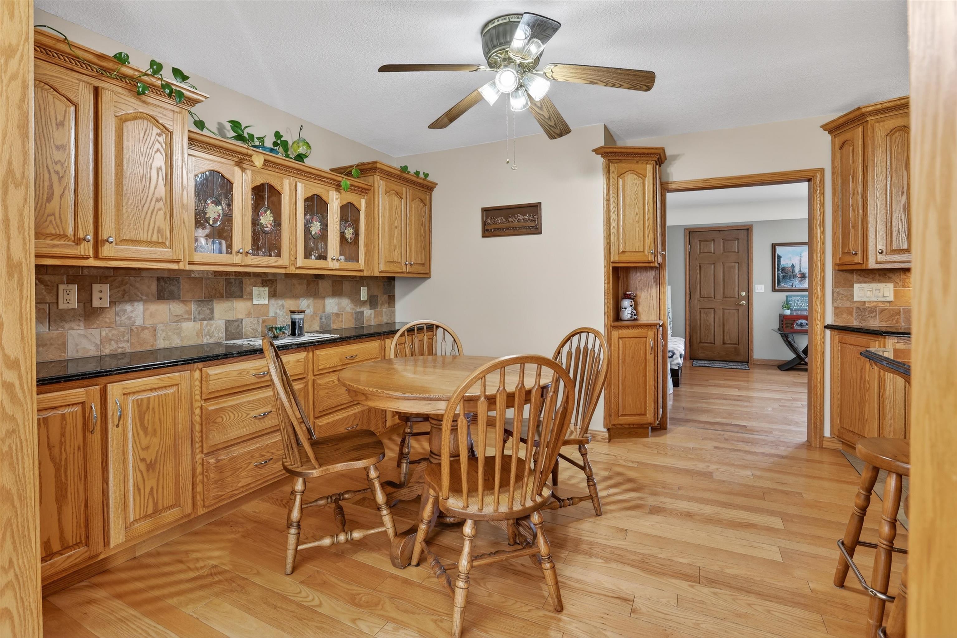 1502 7 Mile Road Kawkawlin, MI 48631 - Photo 10 of 31