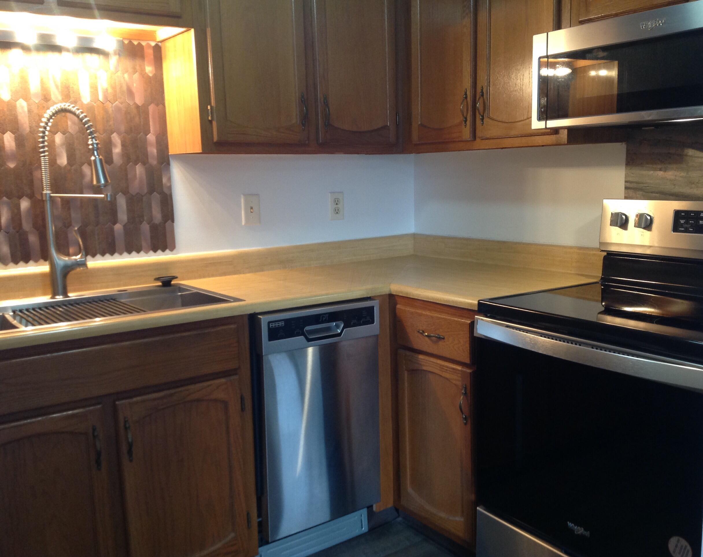 4143 Karl Road, Unit 320 Columbus, OH 43224 - Photo 4 of 15 IMG_3386